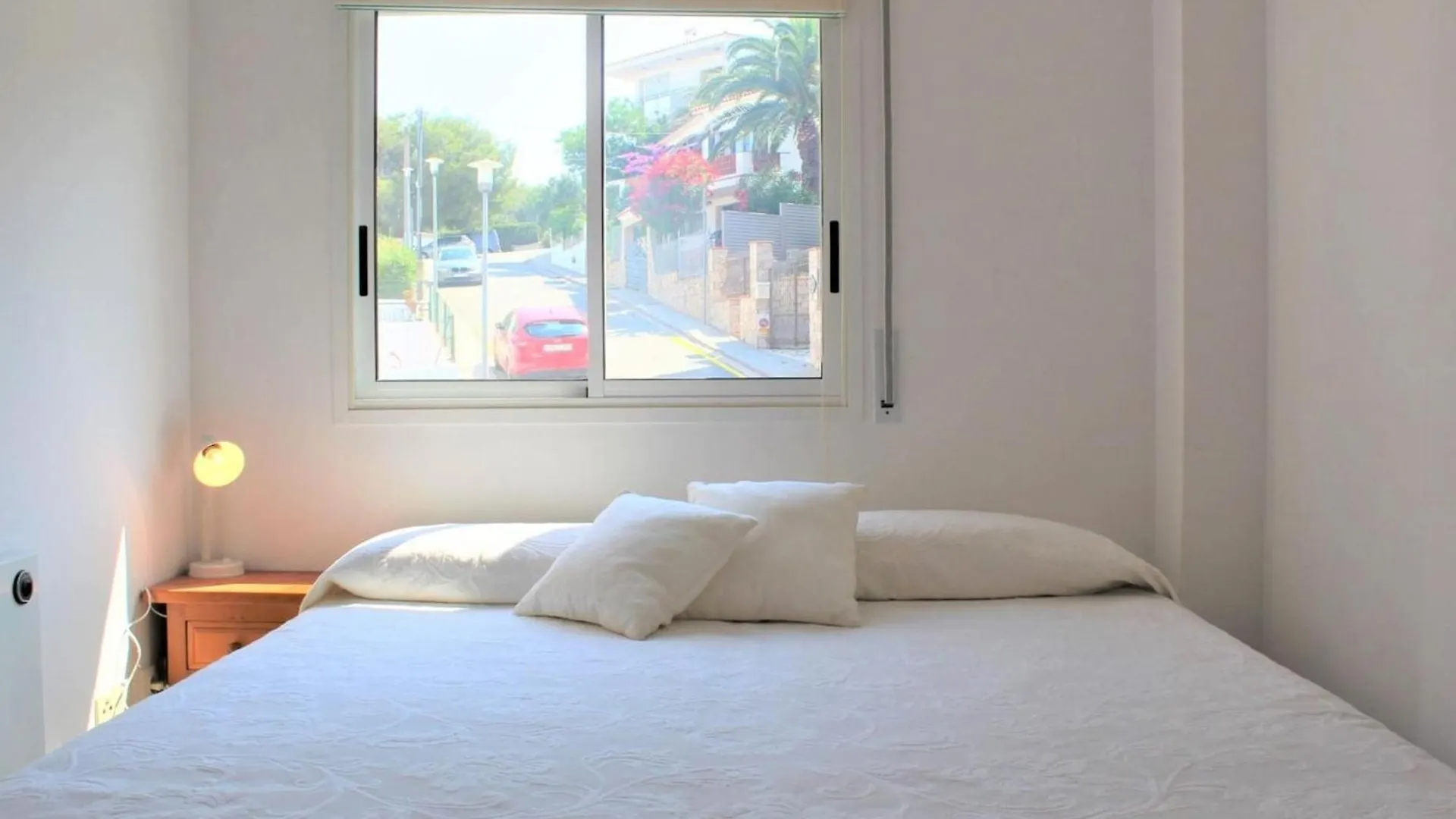 Girona II 1-4 Porta 8 - Apartamento Enfrente De La Playa Grifeu. - Es-228-63 Llança Lejlighed