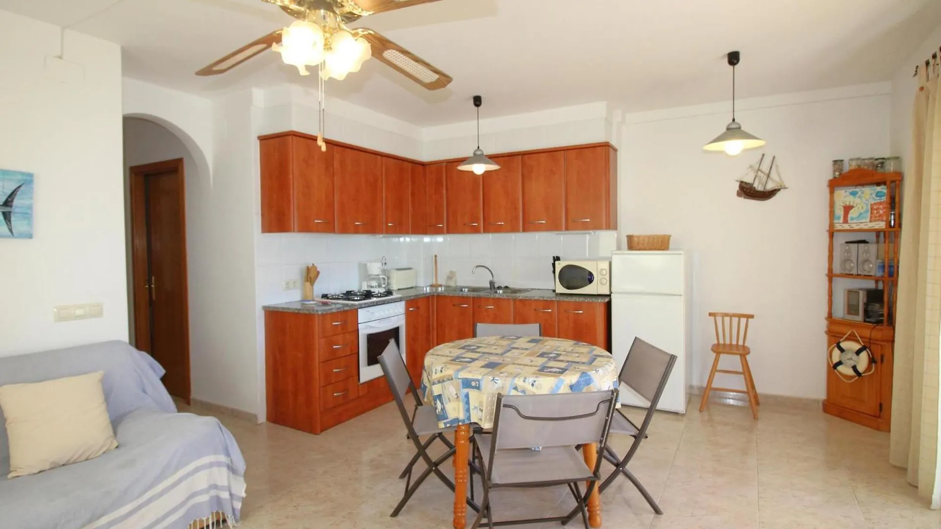 Lejlighed Girona II 1-4 Porta 8 - Apartamento Enfrente De La Playa Grifeu. - Es-228-63 Llança